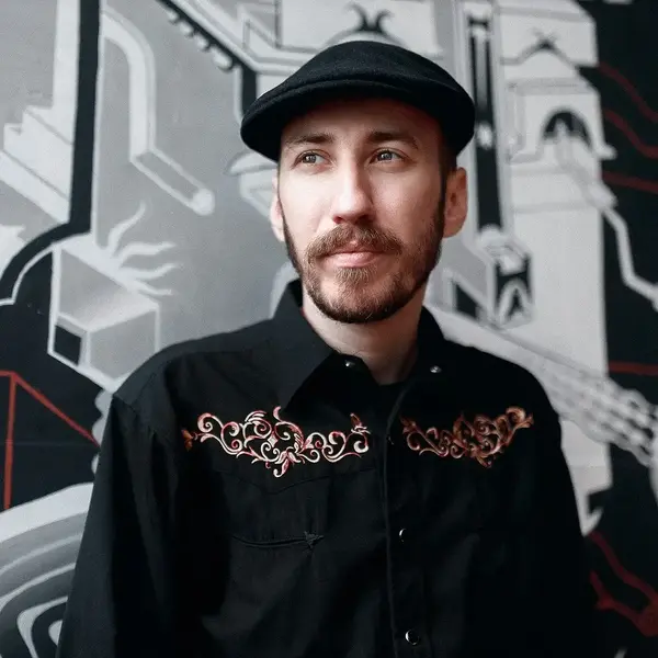 Vadik-fin-portrait